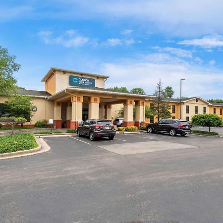 Clarion Inn & Suites Northwest Indianapolis Eksteriør billede